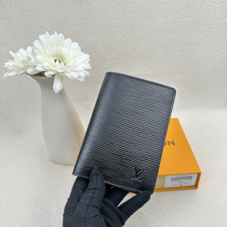 2025年2月24日早春新品M60181 Monogram   ルイヴィトン パスポートケース zy工場