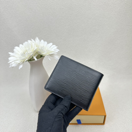 2025年2月24日早春新品M60895 MULTIPLEMultipleDamier， ルイヴィトン二つ折りの短財布 zy工場