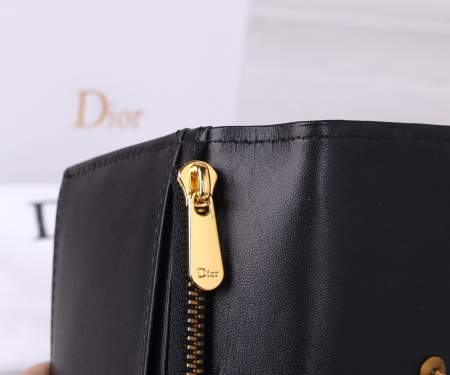 2025年2月24日早春新品Dior 10.5*7 財布 zy工場