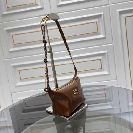 2025年2月26日新品Miumiuバッグ zy工場18*9*14cm