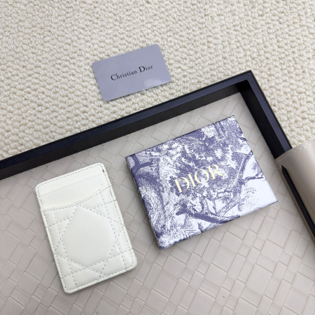 2025年2月26日新品Dior カードホルダー zy工場