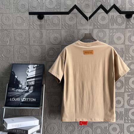 2025年2月26日高品質新品Louis Vuitton半袖のT シャツDW工場
