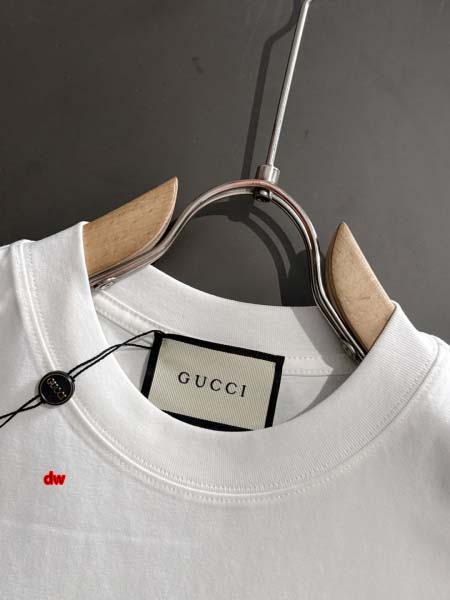 2025年2月28日高品質新品Gucci半袖 tシャツDW工場