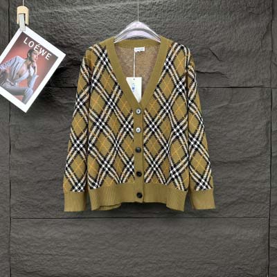 2025年2月9日新品のバーバリーセーターDR工場