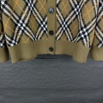 2025年2月9日新品のバーバリーセーターDR工場