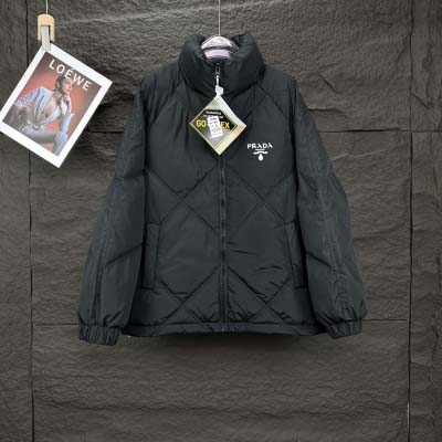 2025年2月9日新作高品質プラダのダウンジャケットDR工場