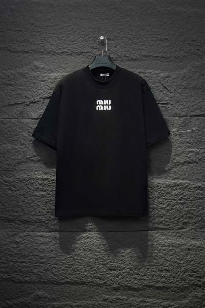 2025年2月13日新商品「miumiu」の半袖Tシャツ H...