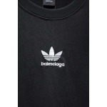 バレンシアガの新作半袖Tシャツ2025年2月13日発売 HS工場