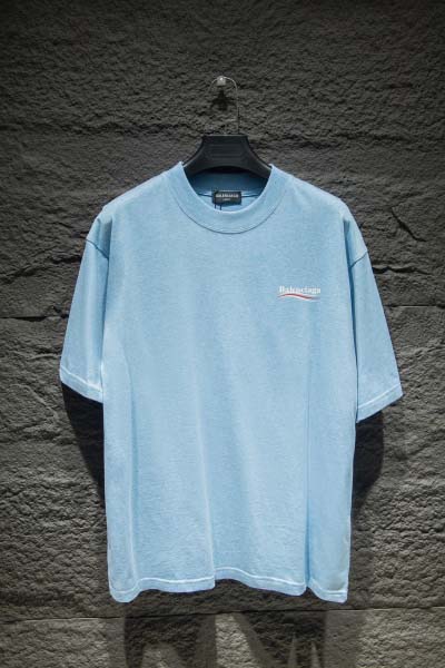 バレンシアガの新作半袖Tシャツ2025年2月13日発売 HS...