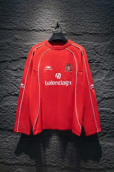 2025年2月13日新作BalenciagaロングスリーブT...