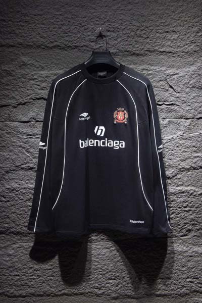2025年2月13日新作BalenciagaロングスリーブT...
