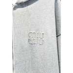 2025年2月13日新商品miumiuフード付きパーカーが発売されます HS工場