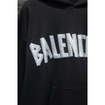 バレンシアガ(Balenciaga)のフード付きパーカー2025年2月13日発売 HS工場