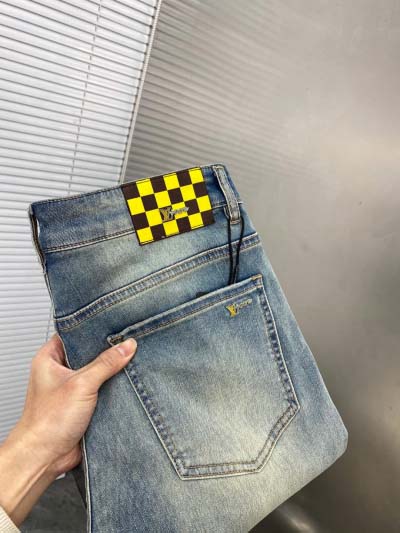 2025年2月15日新商品ルイヴィトンのジーンズ  dtai...