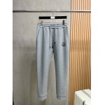 2025年2月15日新作モンクレールスラックス  dtai 工場