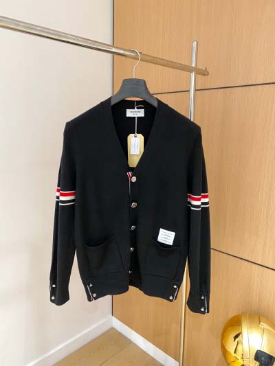 2025年2月15日新作Thom Browneカーディガンジ...