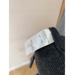 2025年2月15日新作Thom Browneカーディガンジャケット  dtai 工場