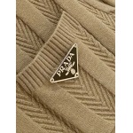 2025年2月15日新作PRADAカーディガンジャケット  dtai 工場