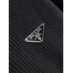 2025年2月15日新作PRADAカーディガンジャケット  dtai 工場