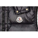 2025年2月23日新品MONCLERダウンベスト  yaofa工場