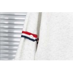 2025年2月23日新品Thom Browne ニットカーディガン    yaofa工場