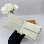 2025年2月24日早春新品M62664. size12 x 9 cm    ルイヴィトン二つ折りの短財布 zy工場