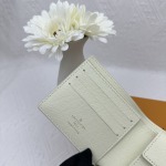 2025年2月24日早春新品M62664. size12 x 9 cm    ルイヴィトン二つ折りの短財布 zy工場