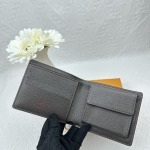 2025年2月24日早春新品M62664. size12 x 9 cm    ルイヴィトン二つ折りの短財布 zy工場