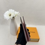 2025年2月24日早春新品M64502   ルイヴィトン パスポートケース zy工場