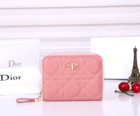 2025年2月24日早春新品Dior  12*9*5 短財布...