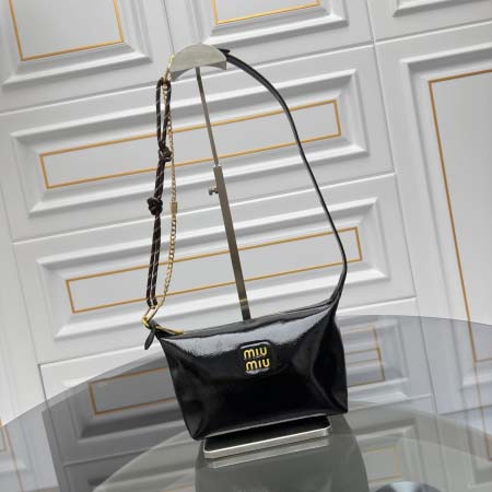 2025年2月26日新品Miumiuバッグ zy工場18*9...