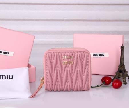 2025年2月26日新品Miumiu財布 zy工場