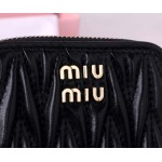 2025年2月26日新品Miumiu財布 zy工場