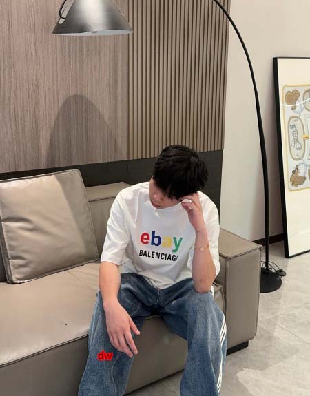 2025年2月28日高品質新品Balenciaga半袖 tシ...