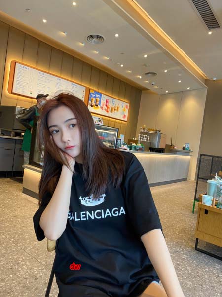 2025年2月28日高品質新品Balenciaga半袖 tシ...