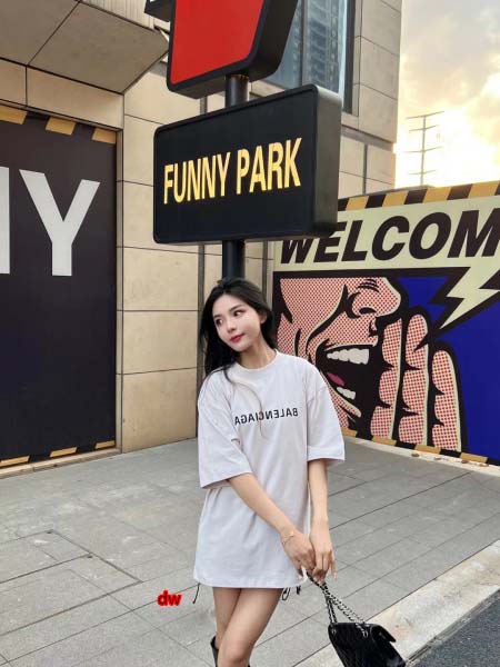 2025年2月28日高品質新品Balenciaga半袖 tシ...