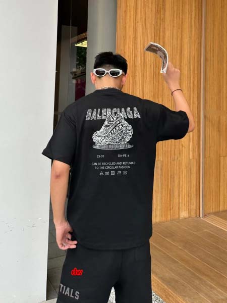 2025年2月28日高品質新品Balenciaga半袖 tシ...