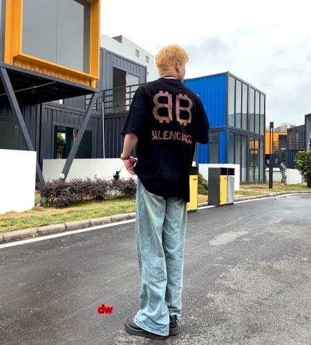 2025年2月28日高品質新品Balenciaga半袖 tシ...