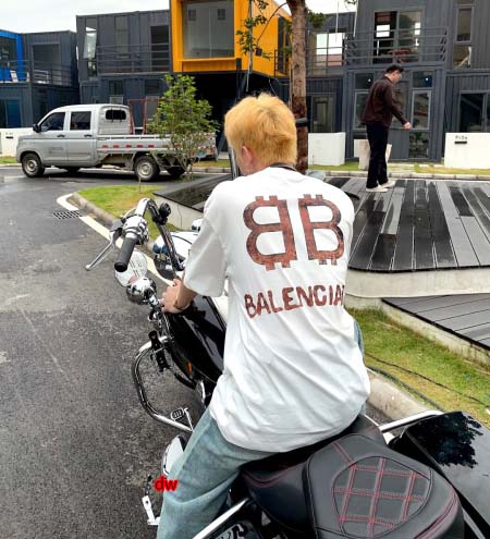 2025年2月28日高品質新品 Balenciaga半袖 t...