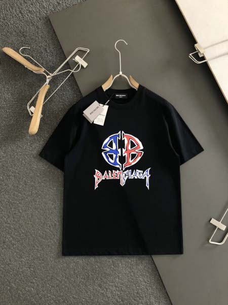 2025年3月1日春夏高品質新品Balenciaga半袖 tシャツDW工場