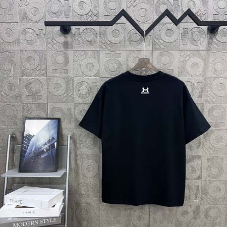 2025年3月1日春夏高品質新品Balenciaga半袖 tシャツDW工場