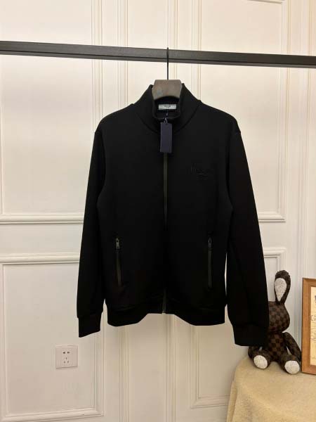 2025年3月5日春秋高品質新品PRADAメンズ 上下セットchenxin工場