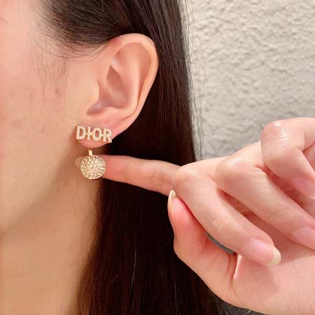 2025年3月7日入荷新品Diorピアスギフト/誕生日/記念品/xin工場
