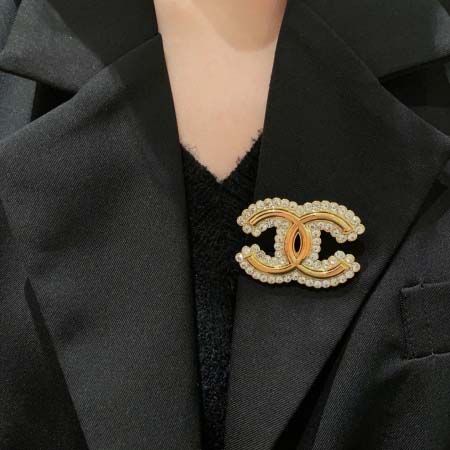 2025年3月7日入荷新品Chanelブローチギフト/誕生日/記念品/xin工場