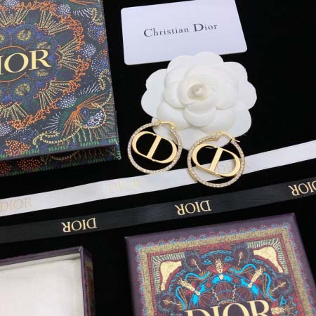 2025年3月7日入荷新品Diorピアスギフト/誕生日/記念品/xin工場