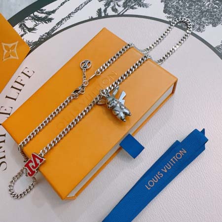 2025年3月9日入荷新品Louis Vuittonネックレスギフト/誕生日/記念品/アクセサリーxin工場