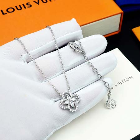 2025年3月9日入荷新品Louis Vuittonネックレスギフト/誕生日/記念品/アクセサリーxin工場