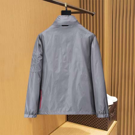 2025年3月12日春秋新品PRADAジャケットyizhf工場