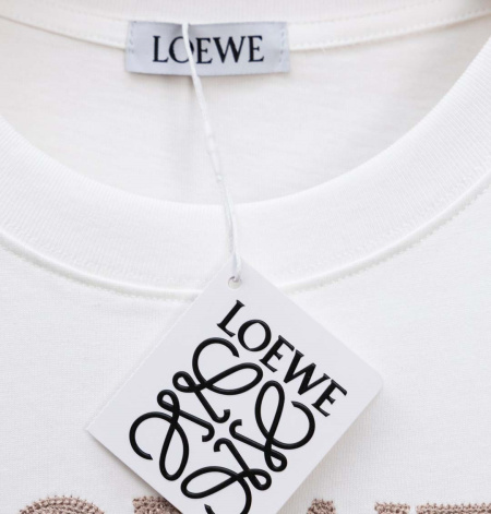 2025年3月13日新品loewe半袖 tシャツ  xiongma工場