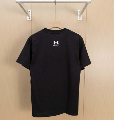 2025年3月13日新品Balenciaga半袖 tシャツ  xiongma工場